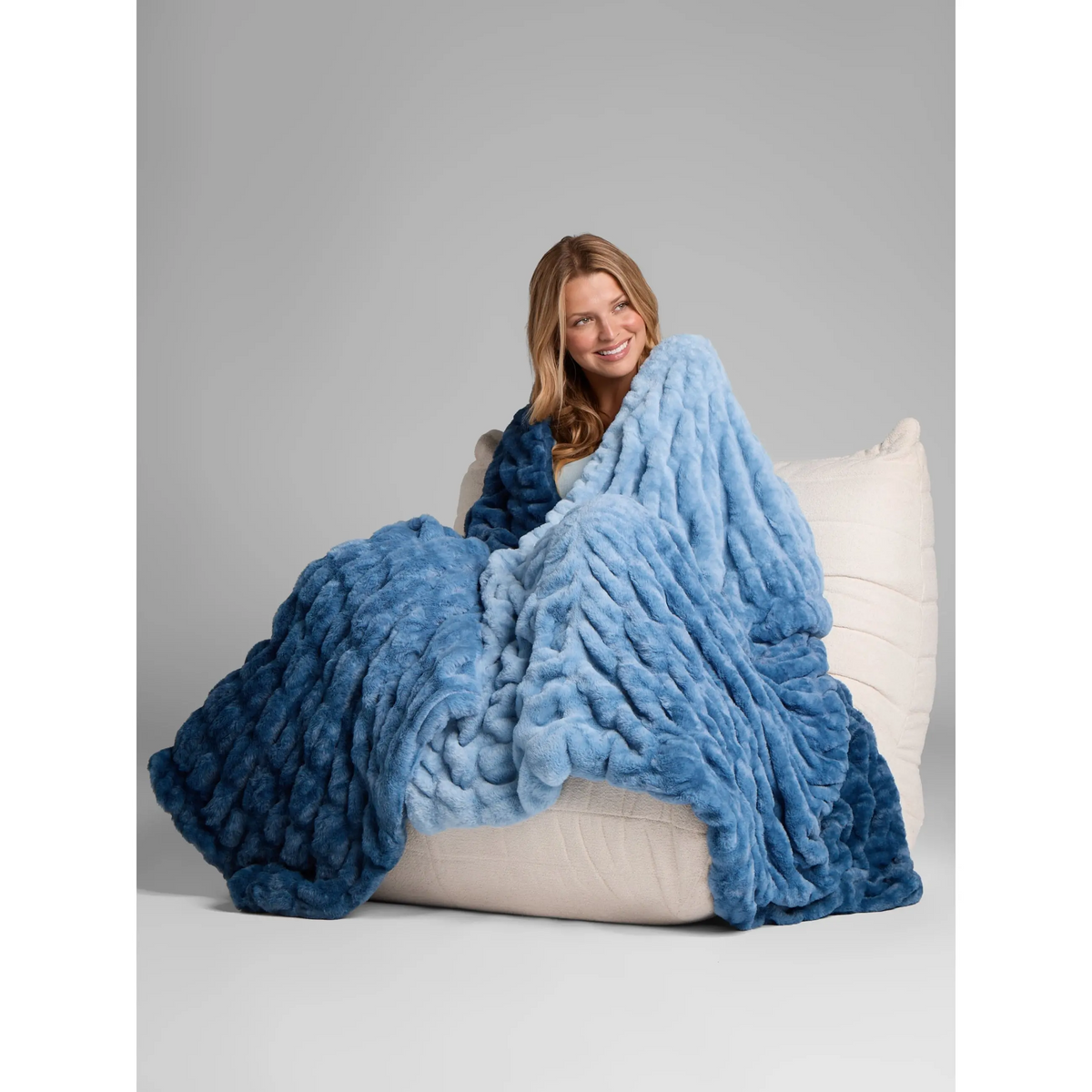 Oversized Cozy Blanket – Ultra-Soft, Warm & Plush Throw for Bed, Sofa & Everyday Comfort