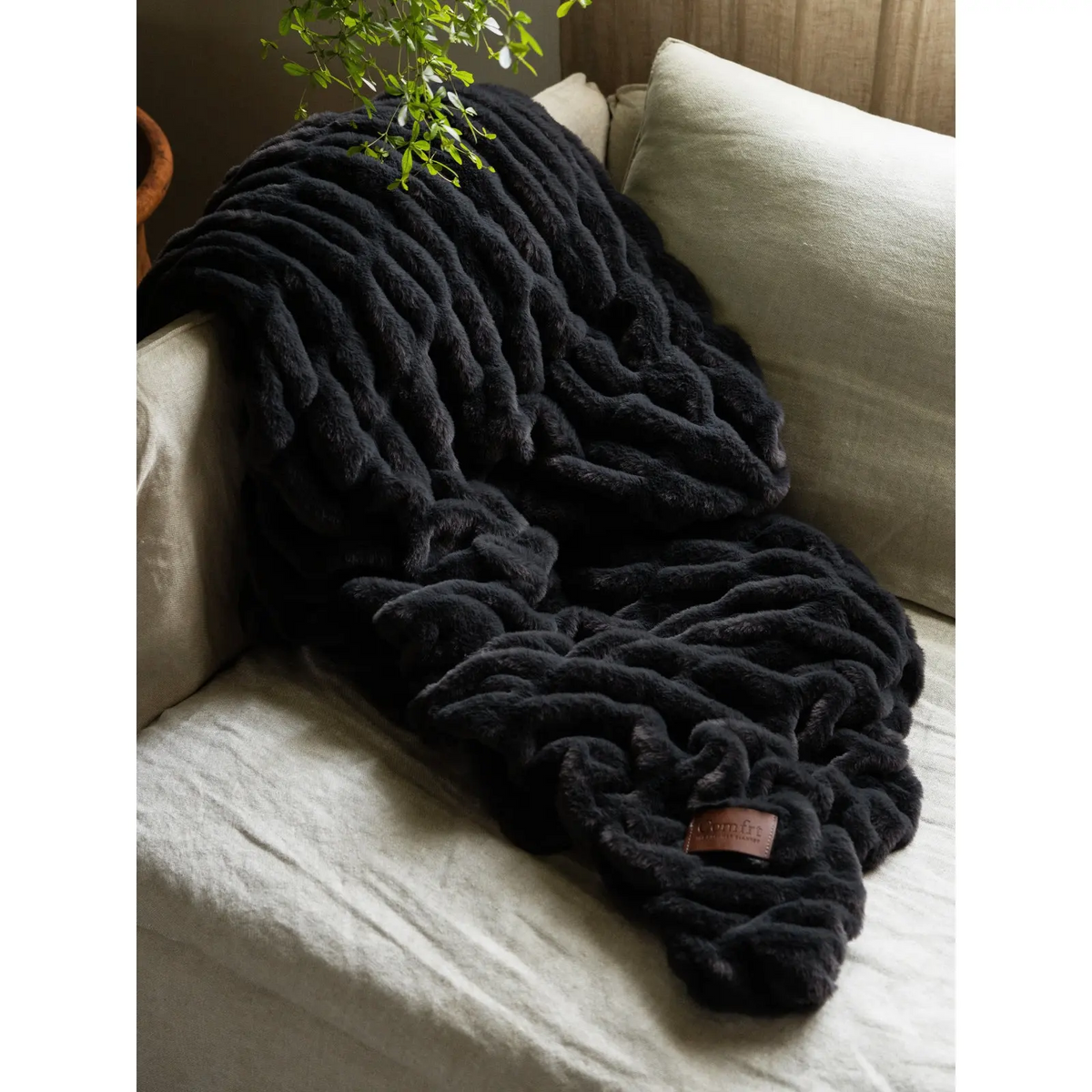 Oversized Cozy Blanket – Ultra-Soft, Warm & Plush Throw for Bed, Sofa & Everyday Comfort